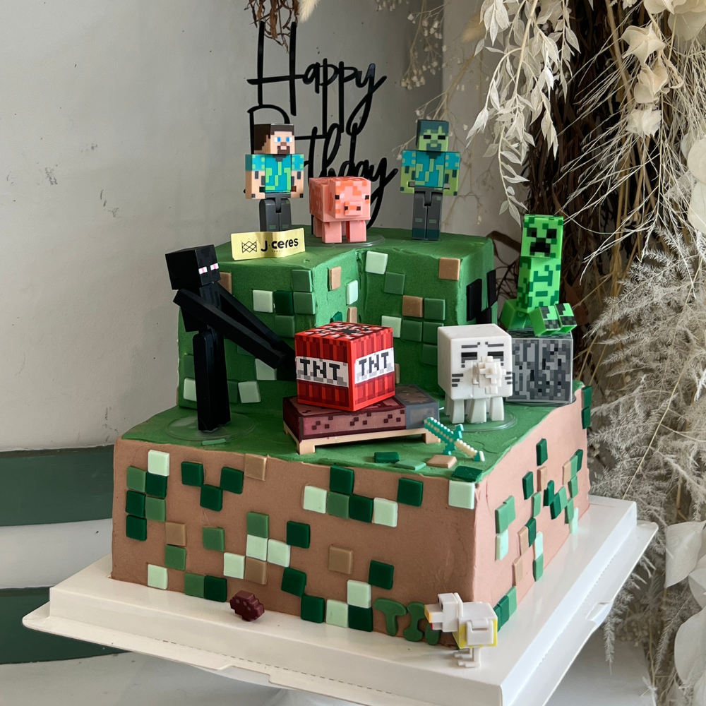 Minecraft Cake